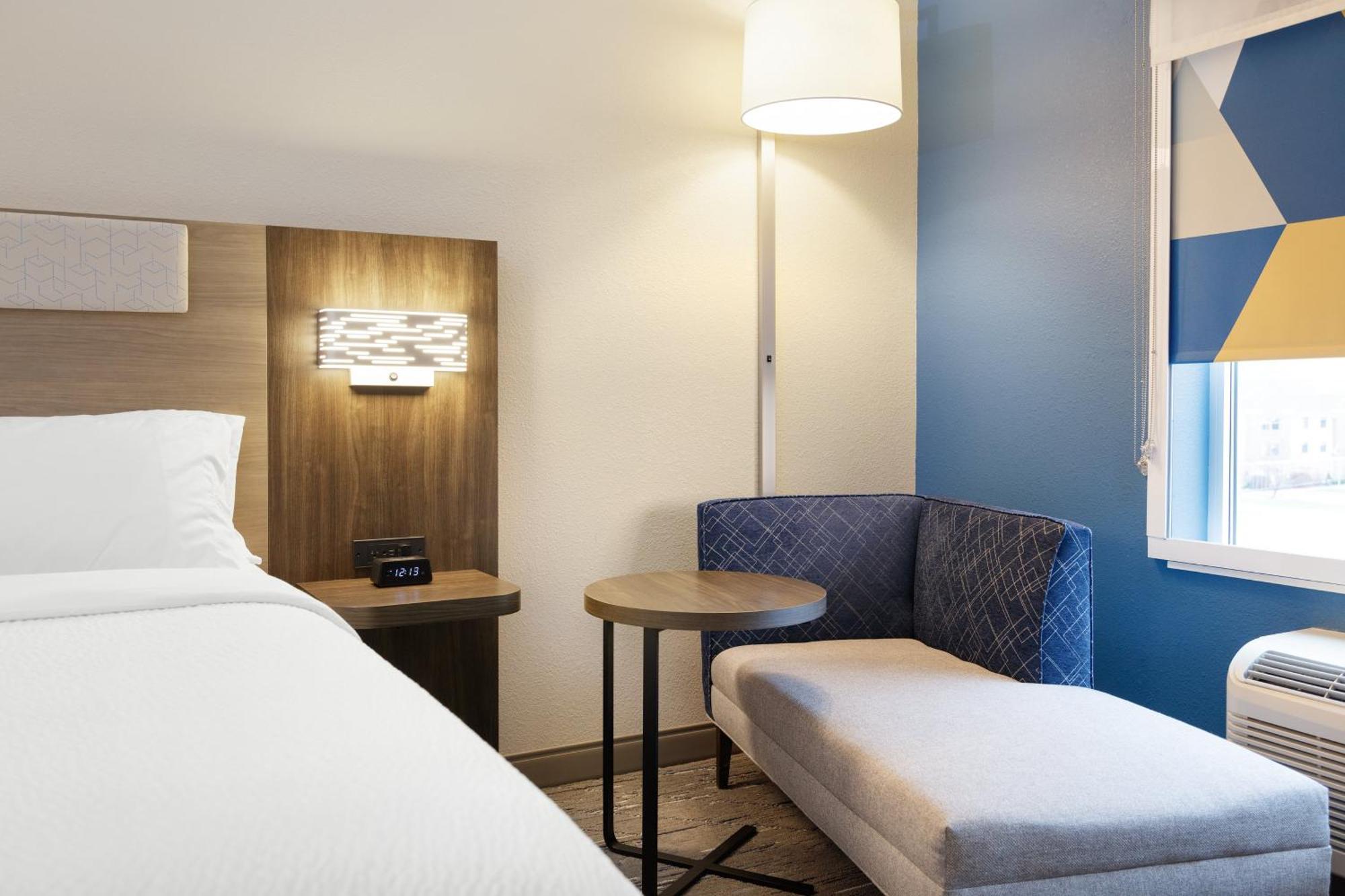 Holiday Inn Express & Suites Brookhaven By Ihg Dış mekan fotoğraf